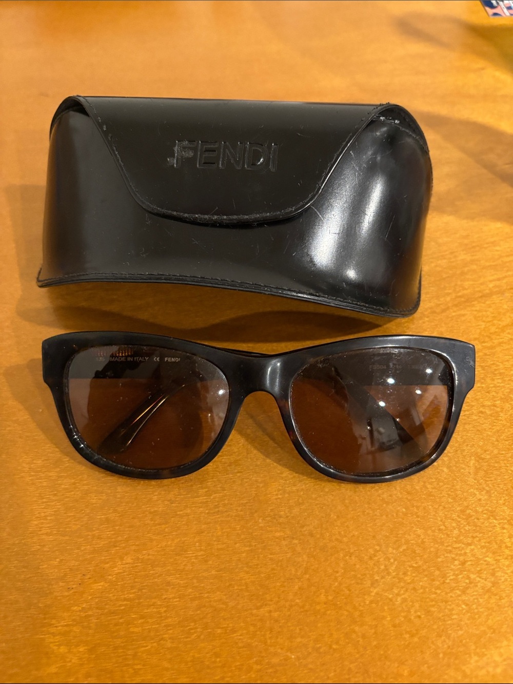 Fendi tortoise Frame Sunglasses with Brown Lenses